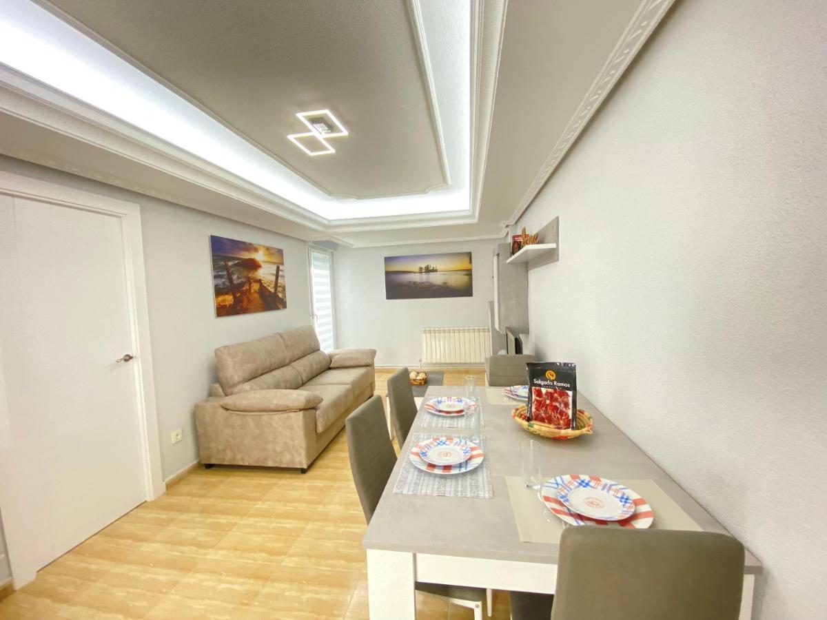 Vivienda En Pleno Centro! Calle Doctrinos 3 Саламанка Екстер'єр фото